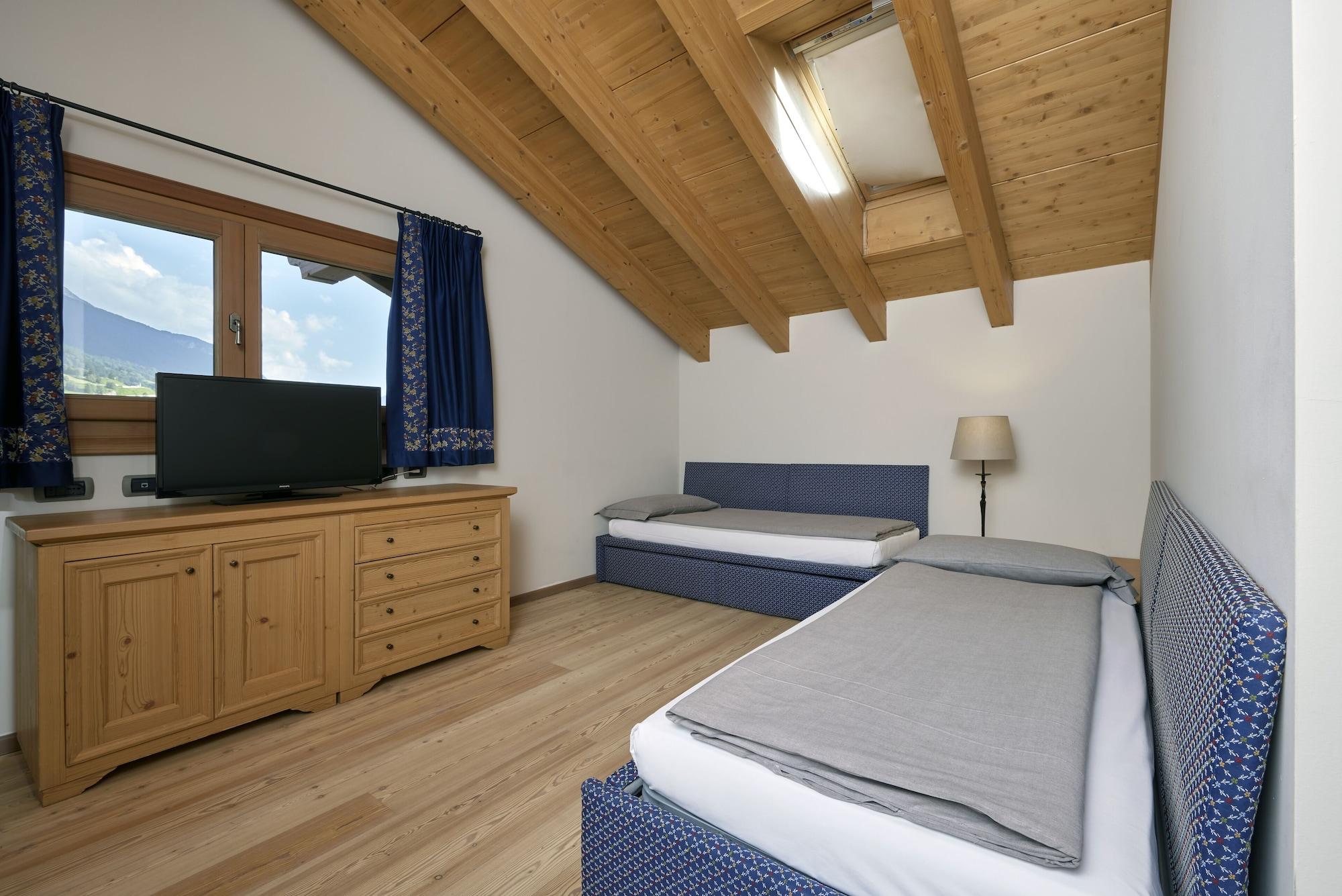 Hotel Rezia 4*