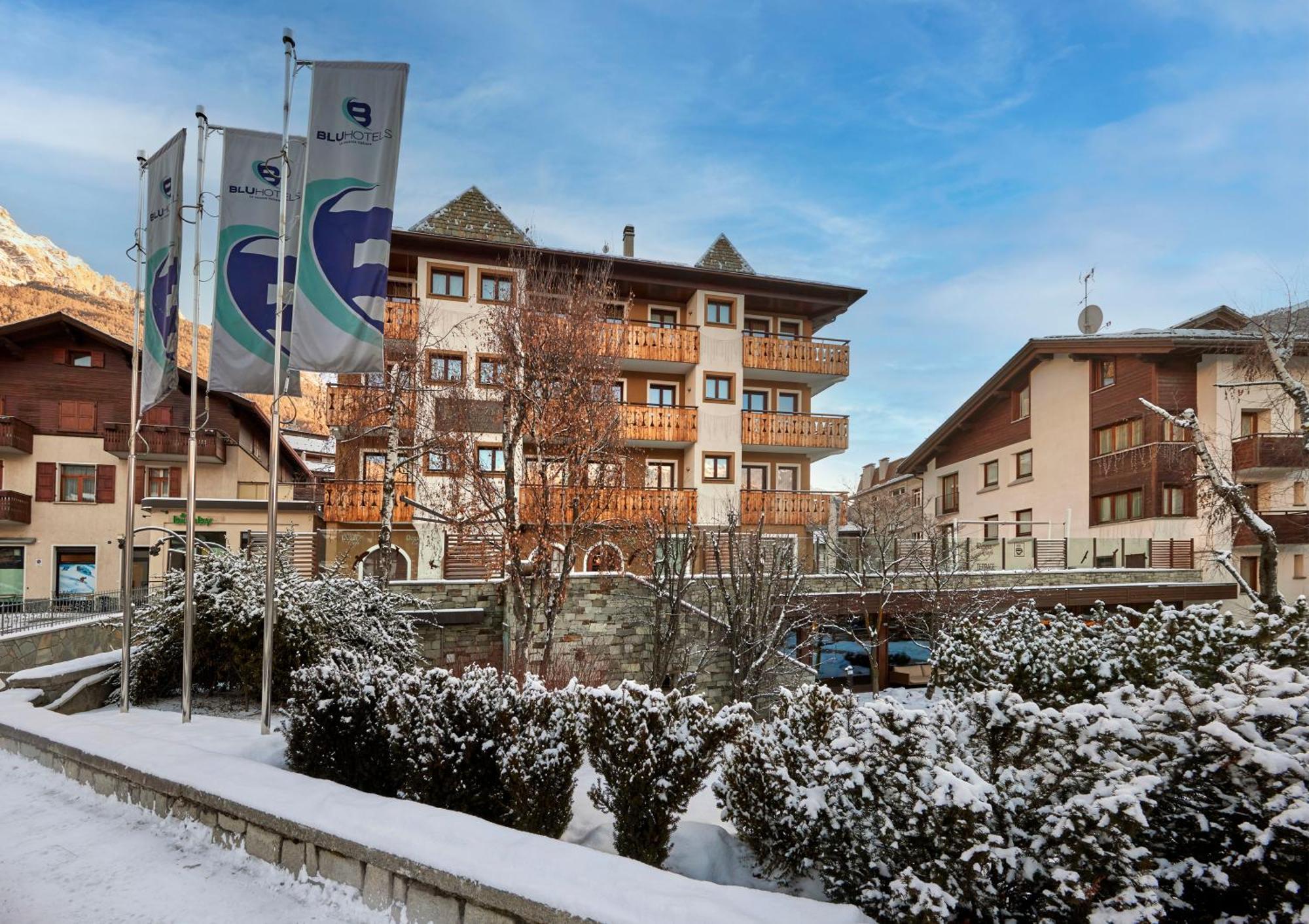 Hotel Rezia 4*